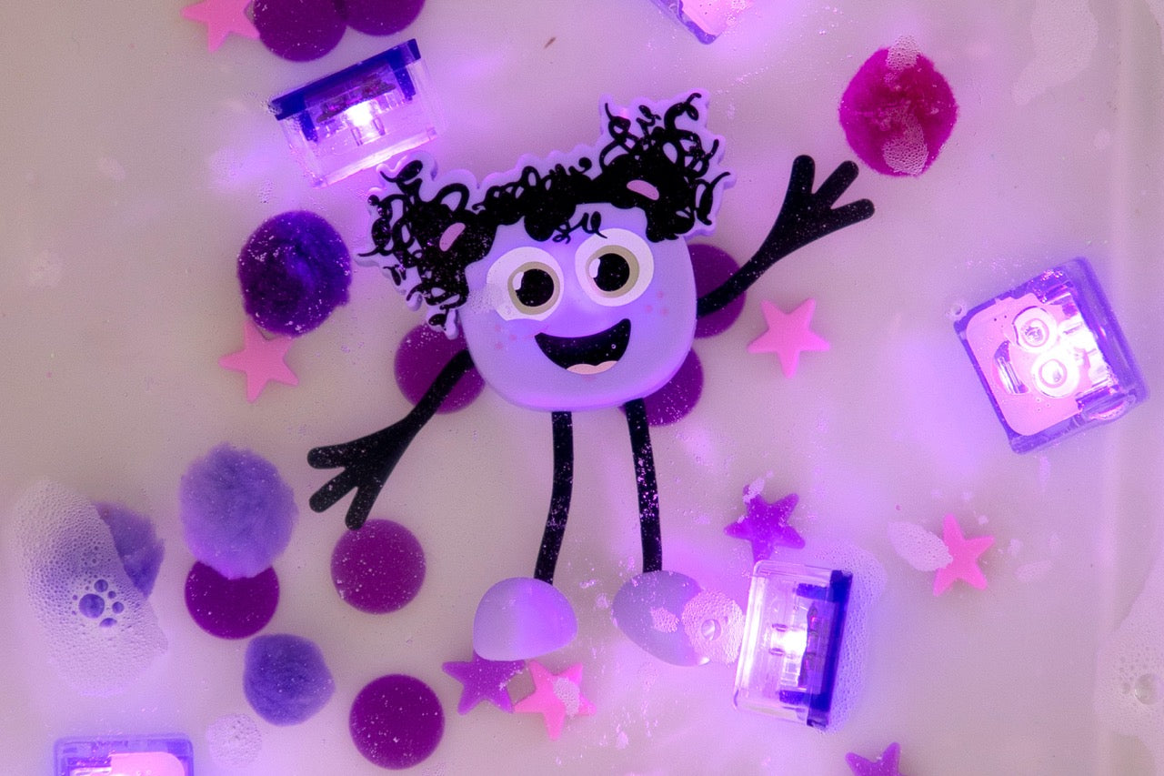 Glo Pals - character & light up bath toy - Lumi
